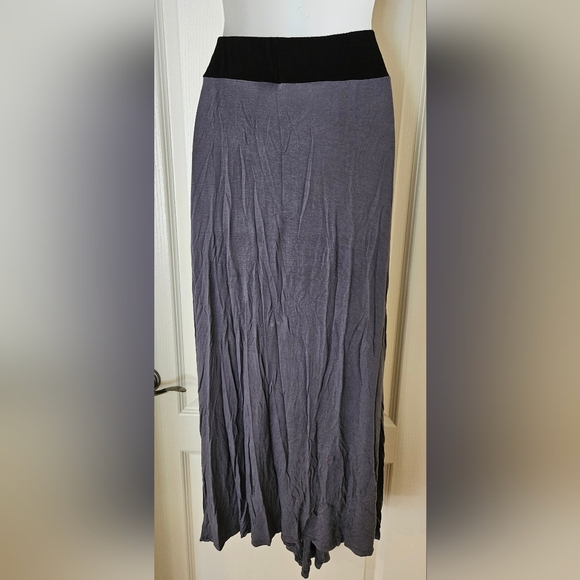 Venus maxi skirt - Picture 2 of 3